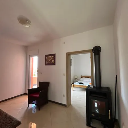 Vujica 2